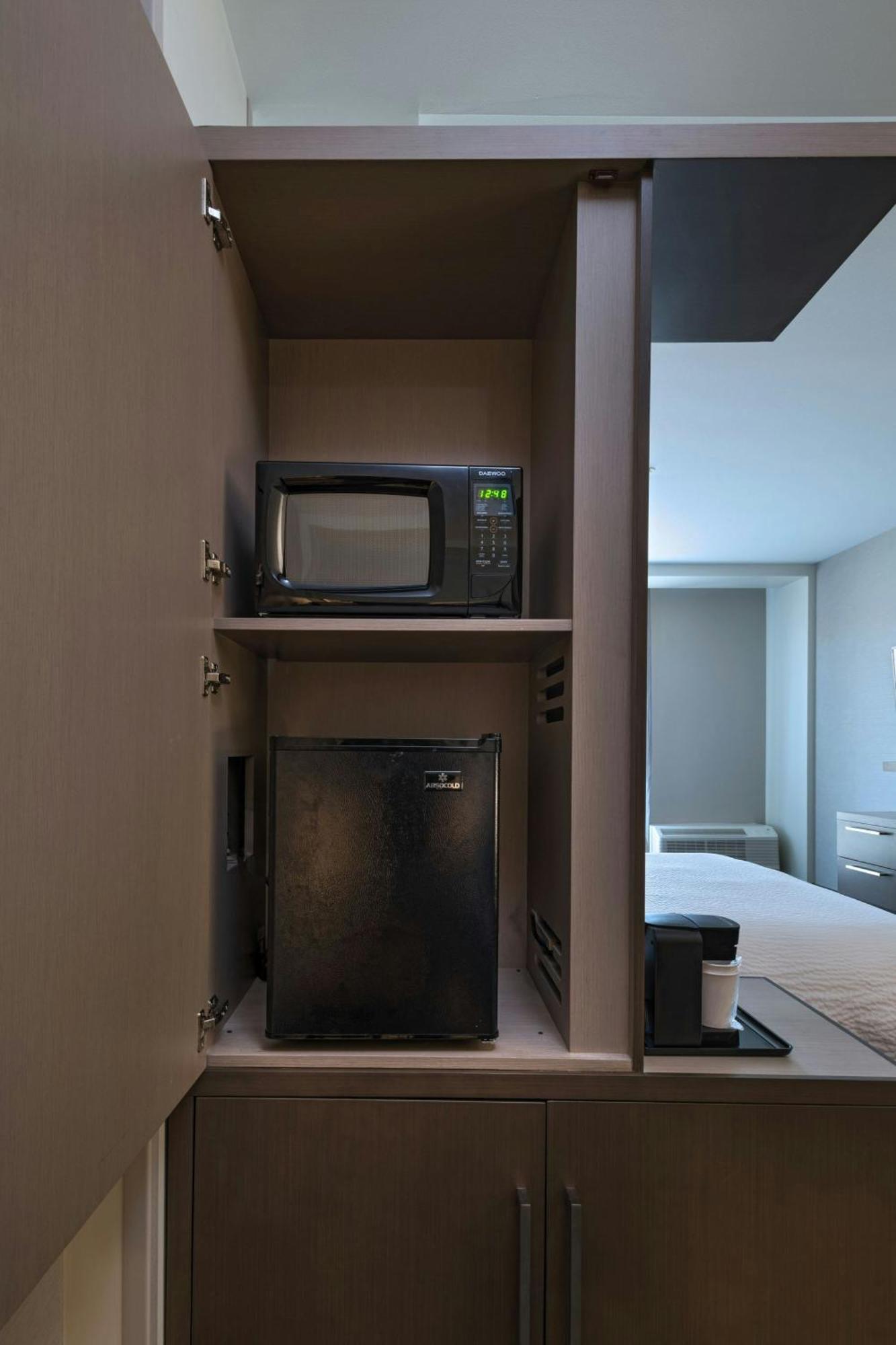 คอร์ตยาร์ด บาย แมริออท เซนต์หลุยส์ เบรนต์วูด Hotel Richmond Heights ภายนอก รูปภาพ