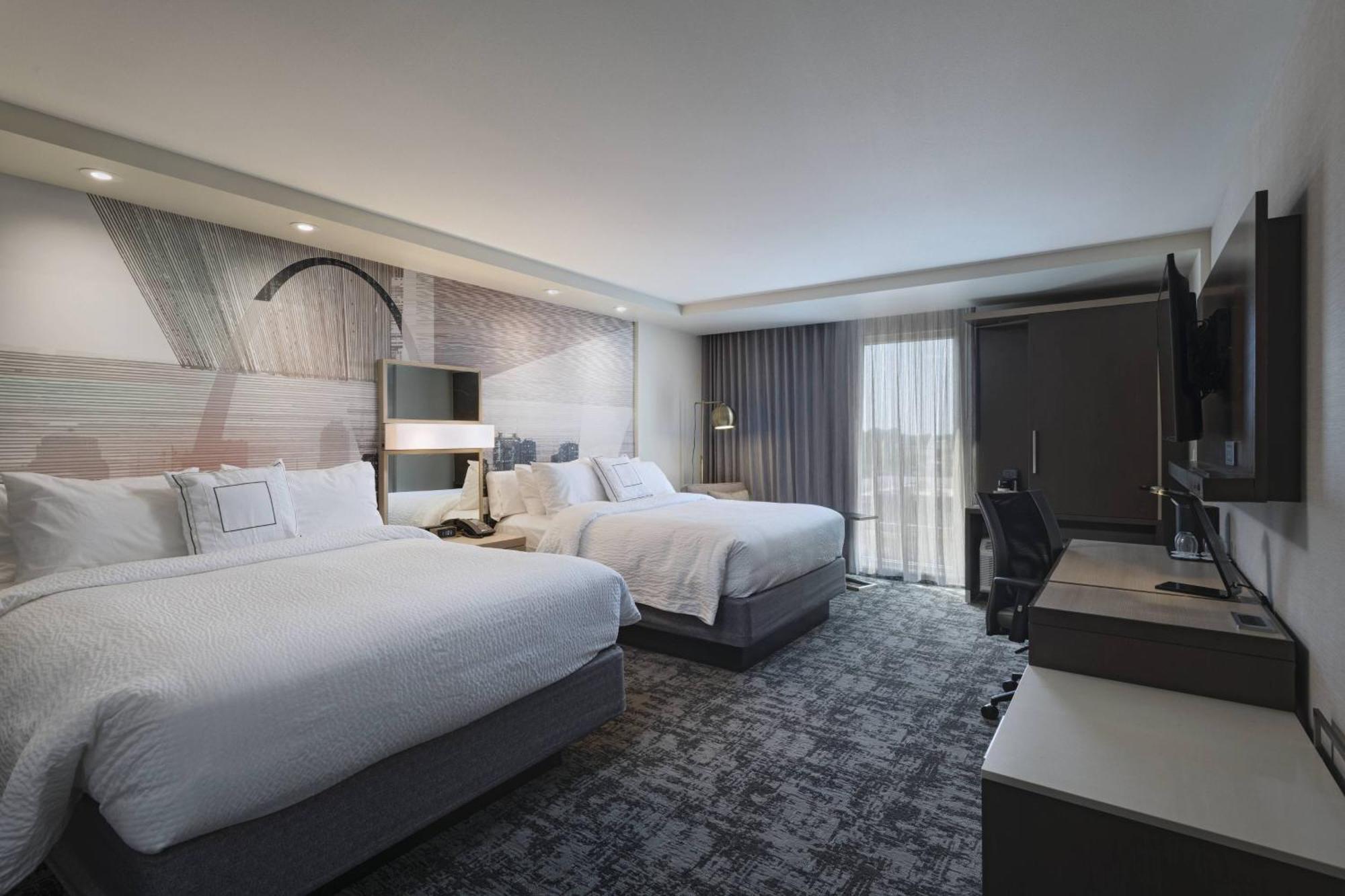 คอร์ตยาร์ด บาย แมริออท เซนต์หลุยส์ เบรนต์วูด Hotel Richmond Heights ภายนอก รูปภาพ
